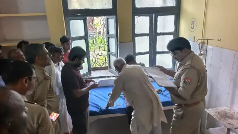 अमर वीर इंटर कॉलेज मैदान  में घायल मिला युवक, शरीर पर ब्लेड से चोट के निशान; परिजनों ने बताया कल से था लापता