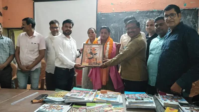 राज्य पुरस्कार से सम्मानित ऊषा सिंह का बीआरसी शहाबगंज पर भव्य स्वागत