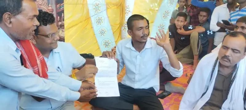 तीनों मांगें मानने पर तीसरे दिन समाप्त हुआ आमरण अनशन