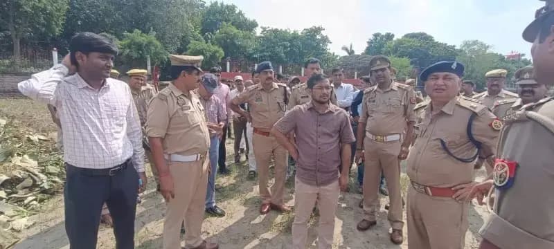 नमो घाट पर एयर शो की तैयारियों का जायजा, डीएम-एसपी ने दिए सुरक्षा और यातायात व्यवस्था के निर्देश