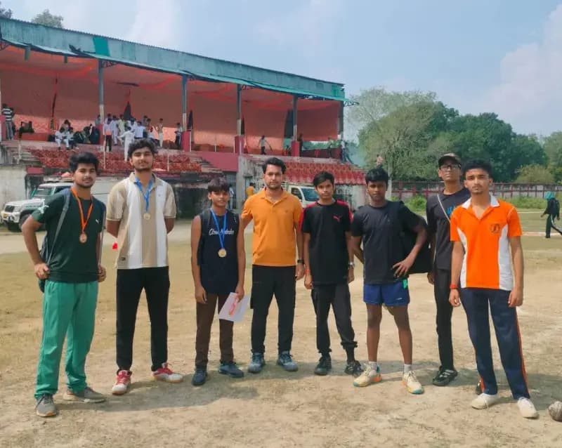 चंदौली जिला एथलेटिक्स प्रतियोगिता में डैडीज़ इंटरनेशनल स्कूल के विद्यार्थियों ने जीते चार पदक