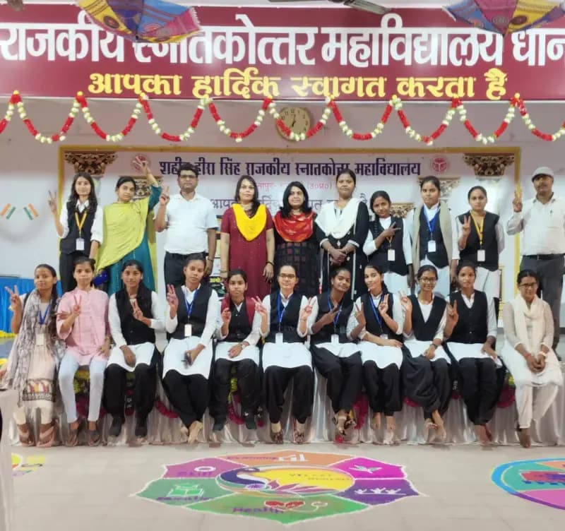 रंगोली के रंगों से दिया राष्ट्रसेवा और विकसित भारत का संदेश